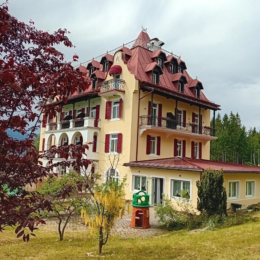 Hotel Regina Del Bosco Ronzone Esterno foto