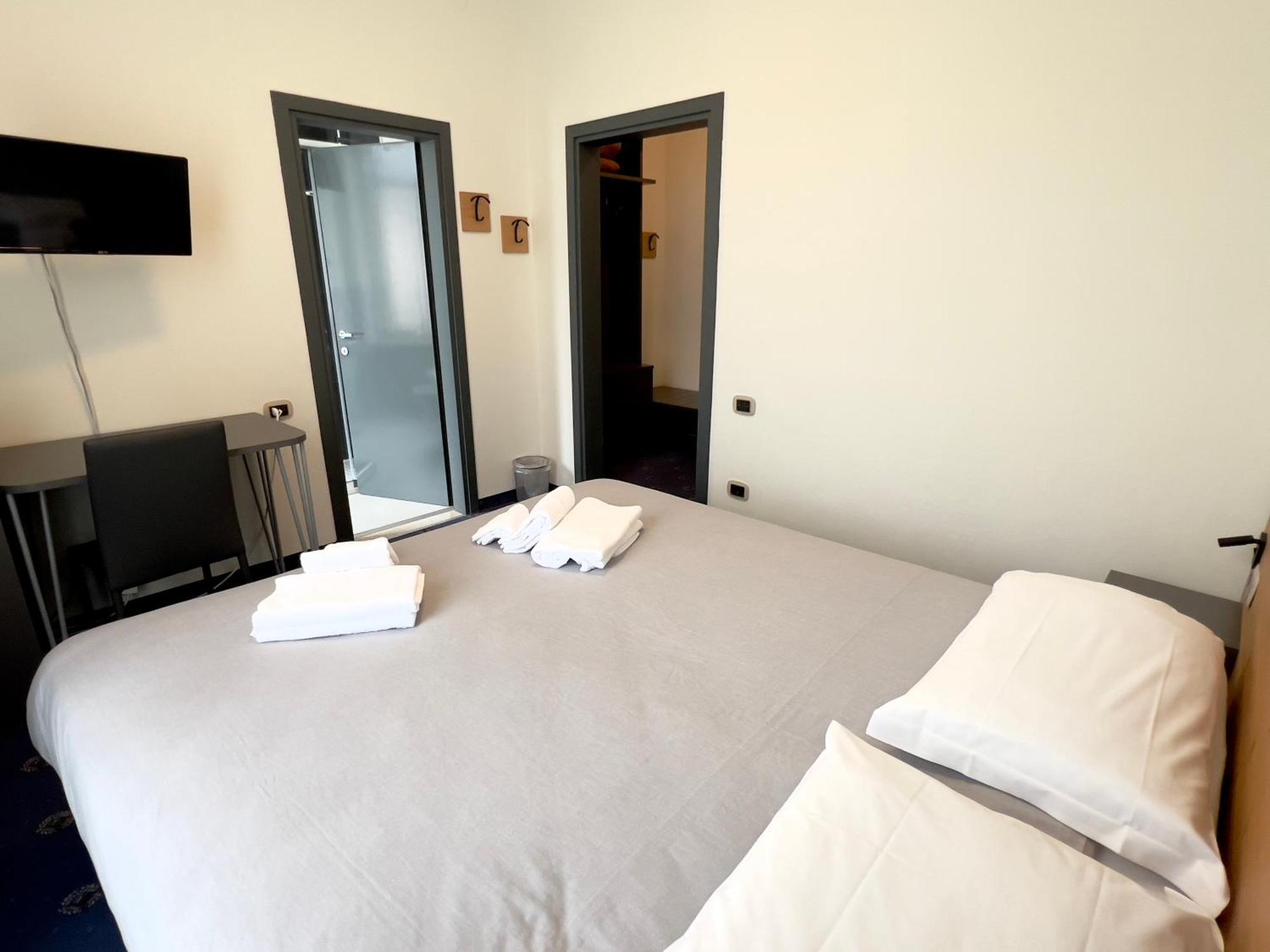 Hotel Regina Del Bosco Ronzone Esterno foto