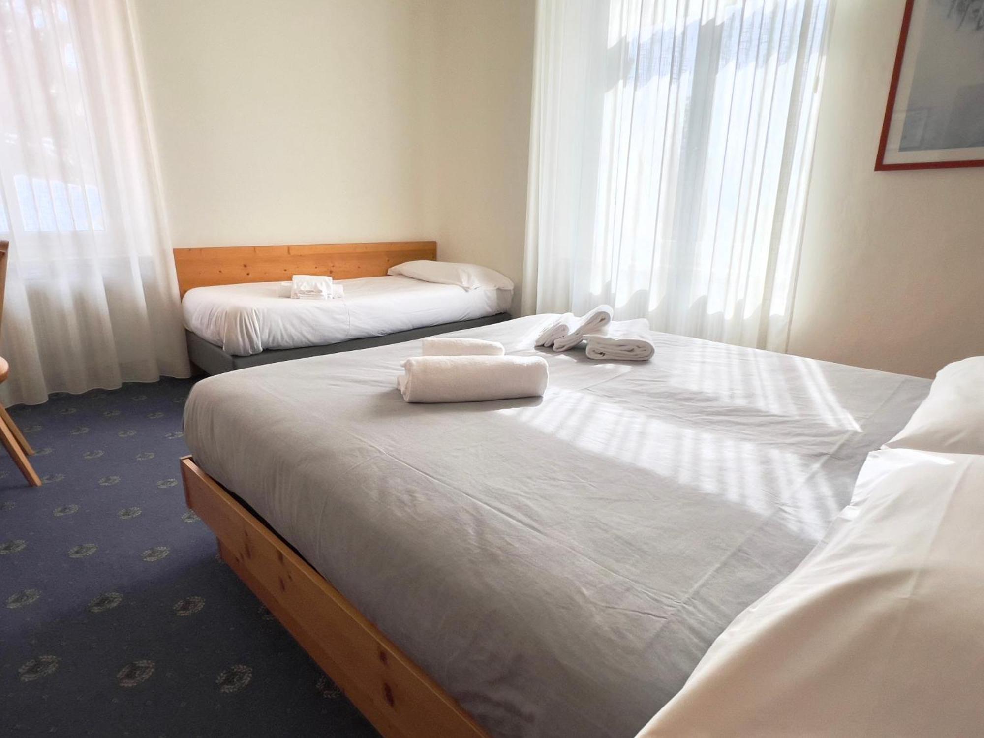 Hotel Regina Del Bosco Ronzone Esterno foto