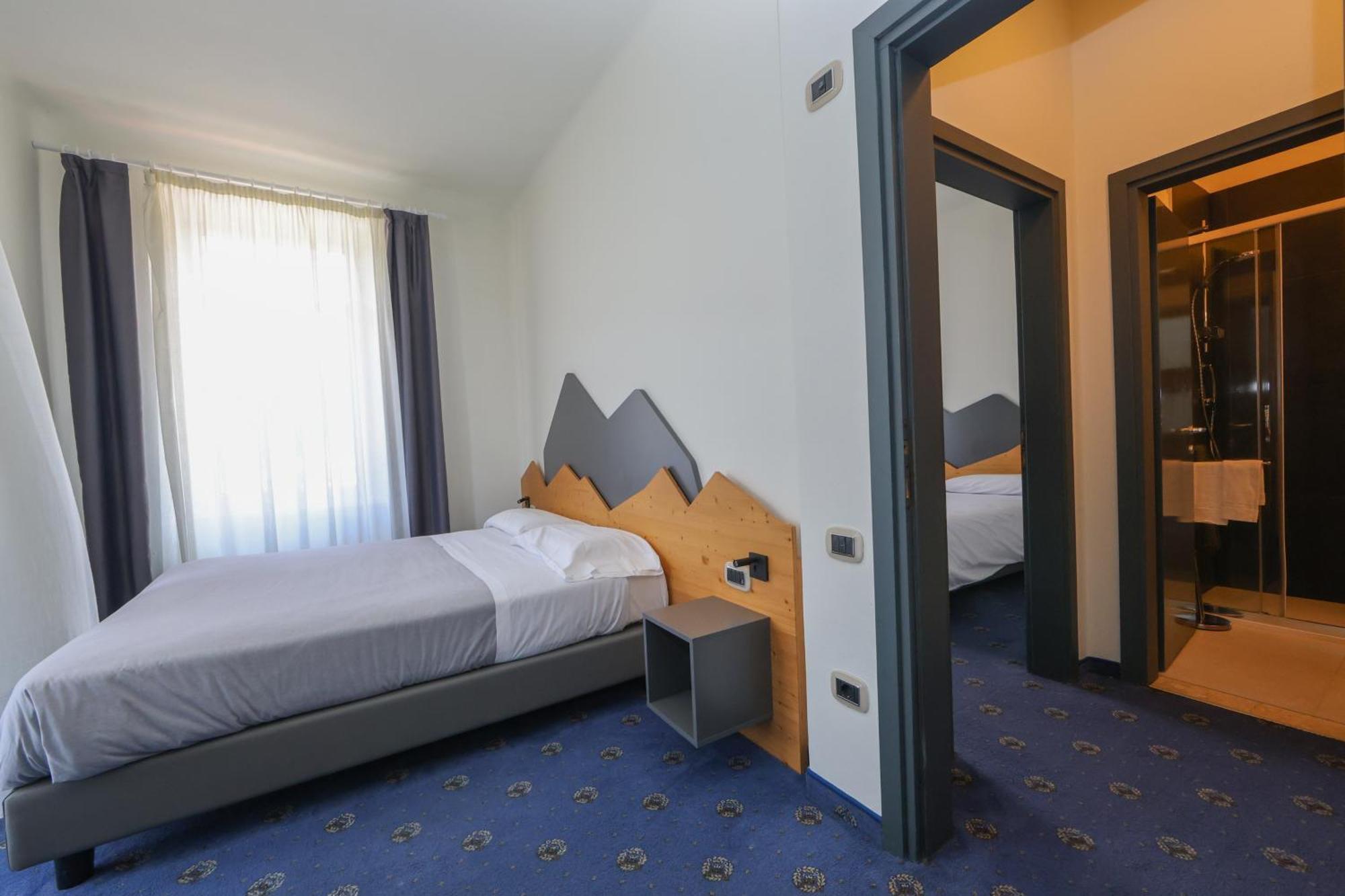 Hotel Regina Del Bosco Ronzone Esterno foto