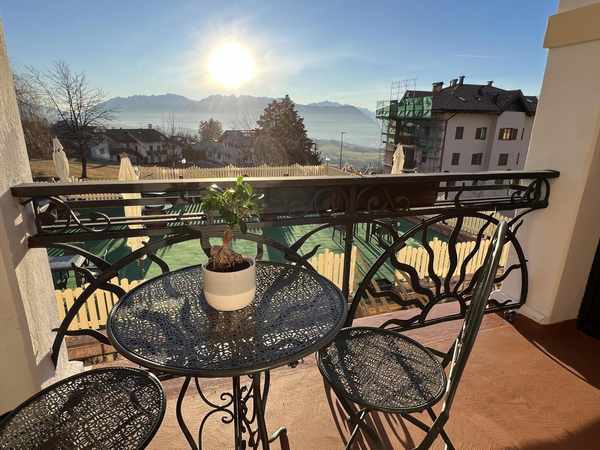Hotel Regina Del Bosco Ronzone Esterno foto