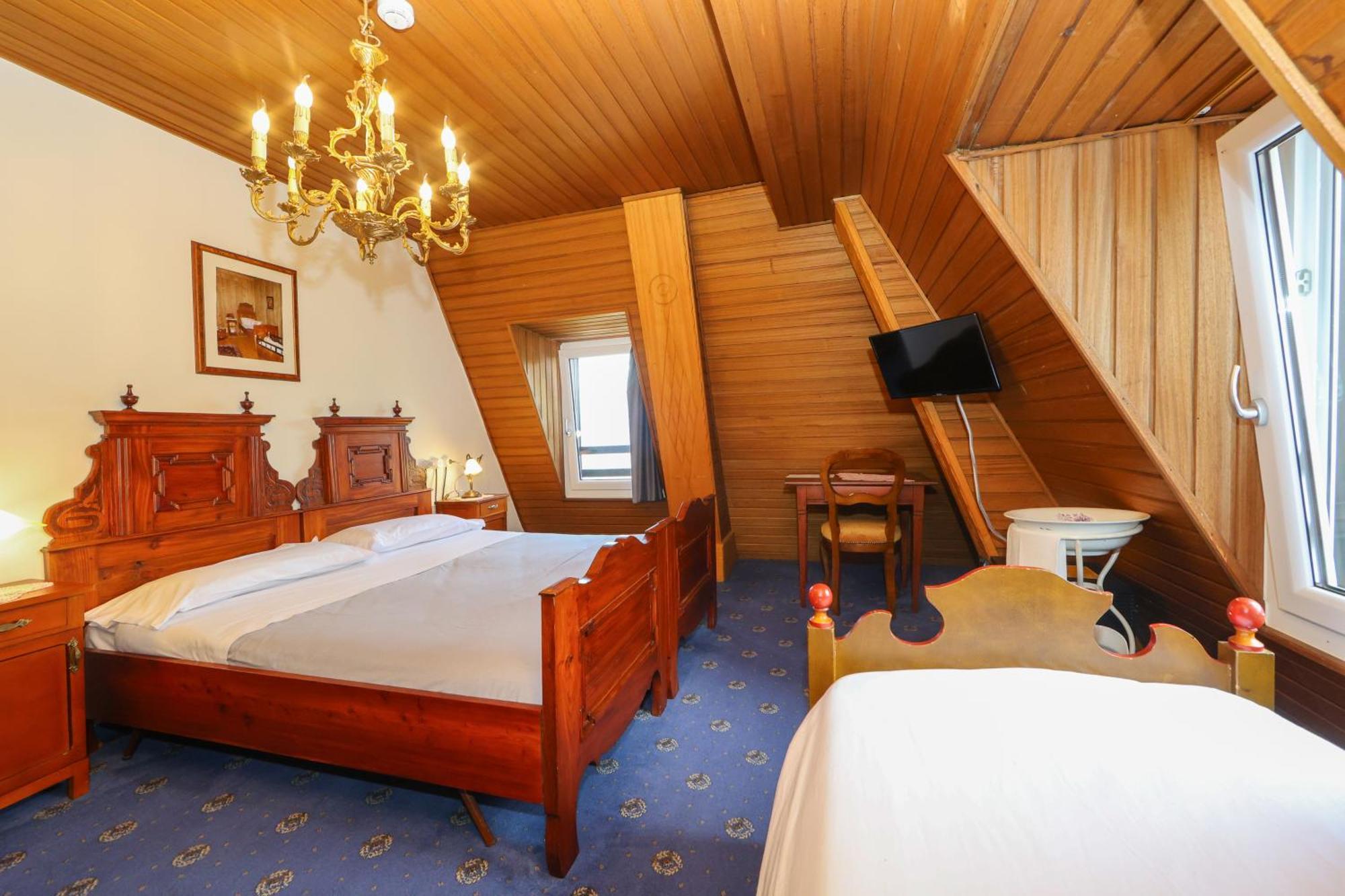 Hotel Regina Del Bosco Ronzone Esterno foto